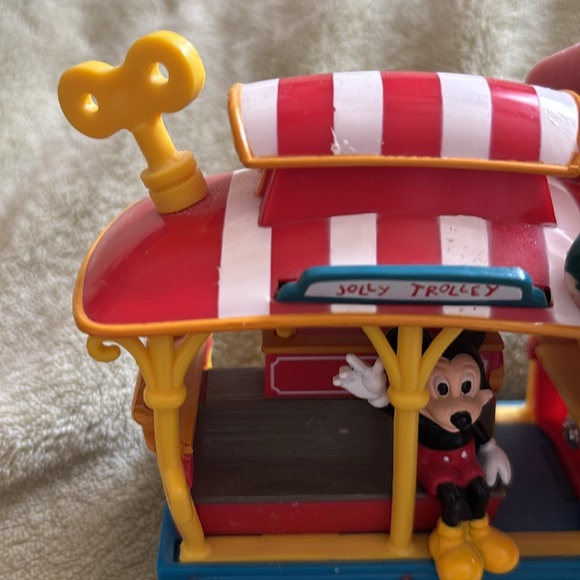 New! No tags!! Mickey and Minnie on the Jolly Trolley! - Picture 8 of 8